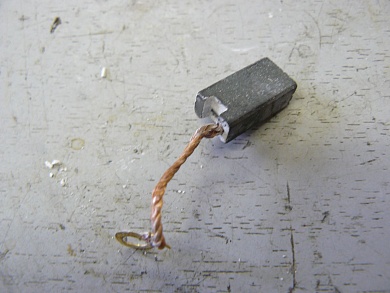 Щетка графитовая (пара) 10x6.5x15U503-140-040-W